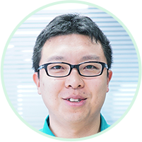 写真：吉本 靖東